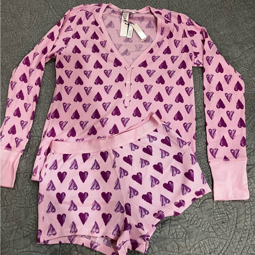 Victoria Secret Pajama Set Shorts V Neck Pink Hearts Women’s Size Small